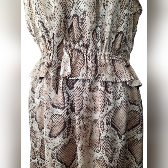 THML Snake Print Maxi Dress Size M | Boho Chic Sleeveless Ruffle Detail Tiered - Picture 4 of 9